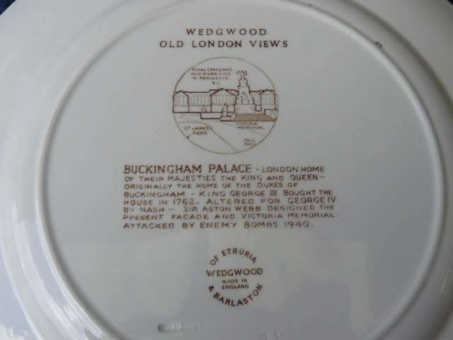 WEDGWOOD OLD ENGLISH VIEWS ENGLAND 26 CM