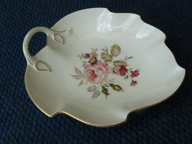 PORCELAIN BOWL HUTSCHENREUTHER GERMANY