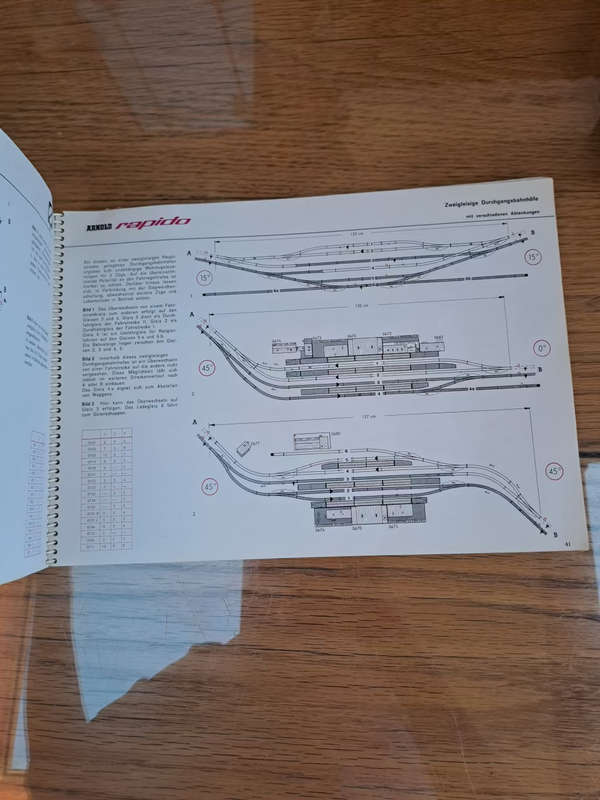 Arnold Rapido N Guage track lay out plans catalogue 0020 112 pages