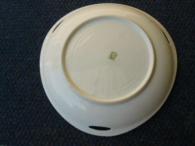 NORITAKE PORCELAIN PLATE