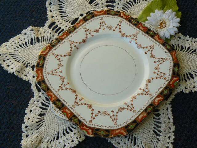 PORCELAIN ENGLAND PLATE