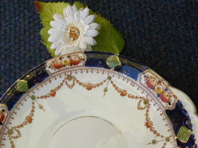 PORCELAIN PLATE