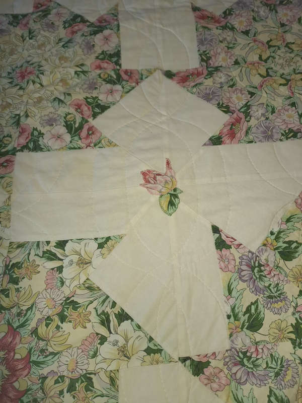 Beautiful Large hand made quilt with sling 180x180cm REDUCED