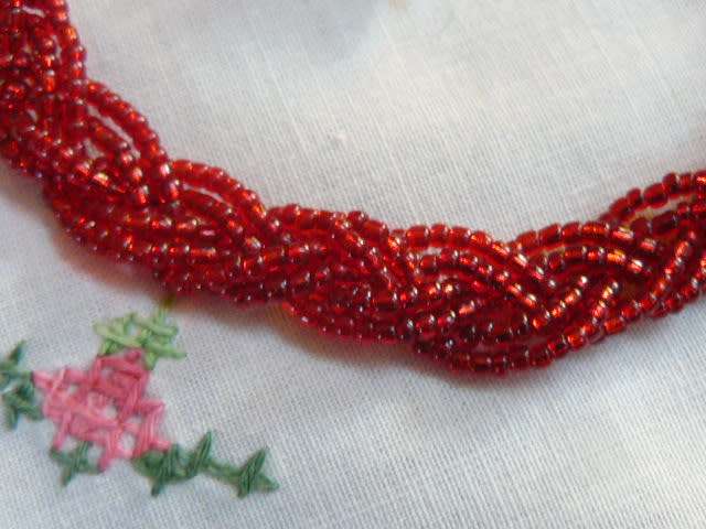 STUNNING HAND GLASS BEADED NECKLACE