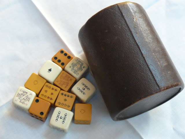 VINTAGE LEATHER CUP WITH DICES