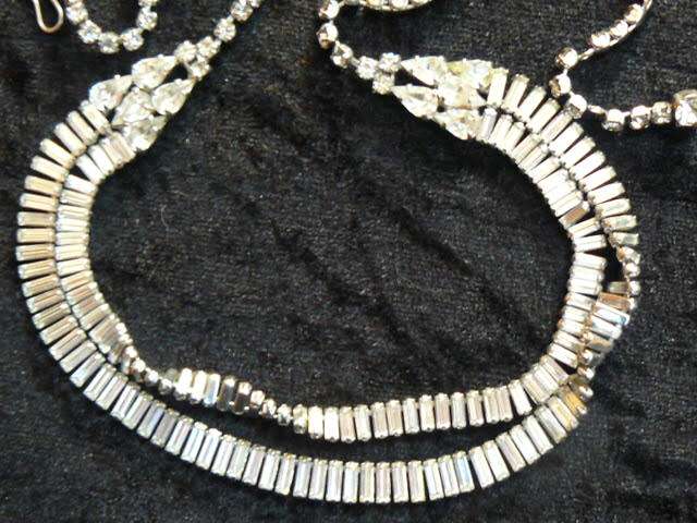 TWISTED DOUBLE STRAND SILVERTONED NCKLACE...WITH BLING 49 CM LONG VERY INTERESTING !!!!!