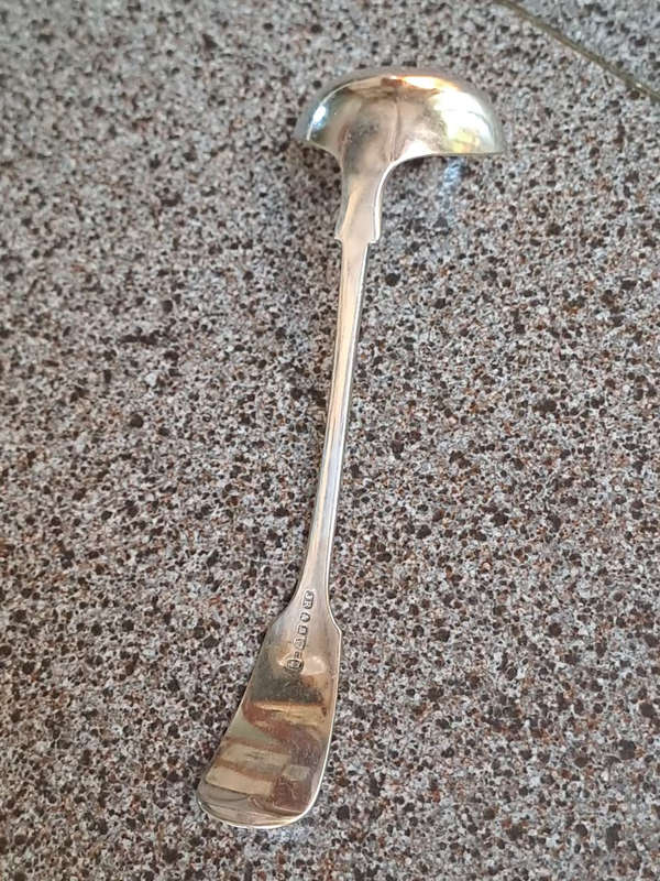 John Round and son quality silver plated small laddel 17cm long