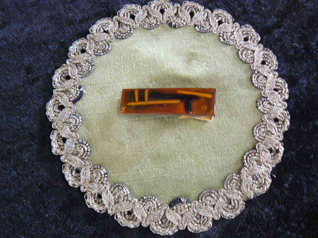 TYE CLIP VINTAGE unusual