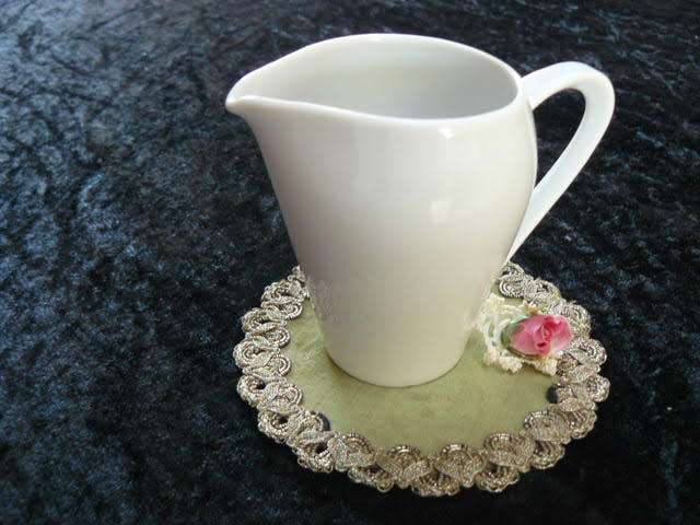 HUTSCHENREUTHER MILK JUG
