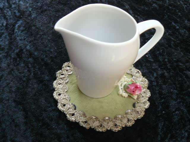 HUTSCHENREUTHER MILK JUG