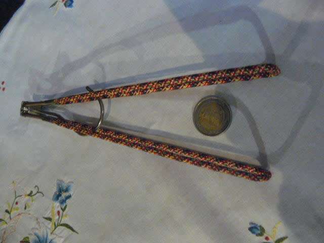 VINTAGE FOLD UP TRAVEL HANGERS X 3