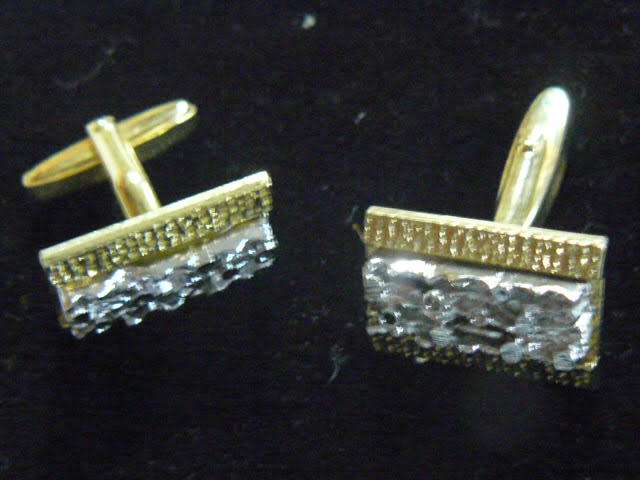 CUFF LINKS