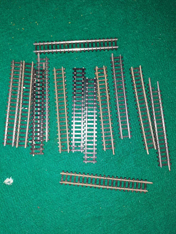Trix N guage 4904 LOT  track some need joiners