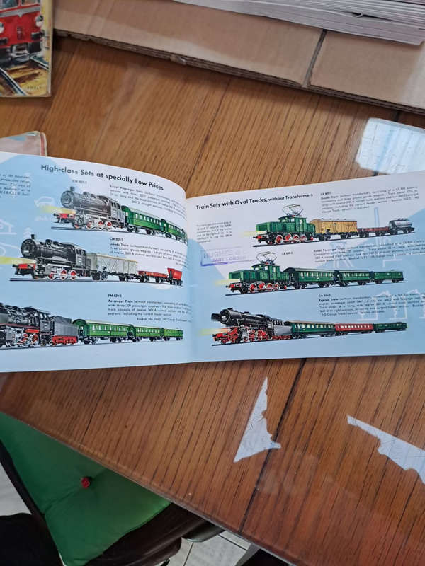True collectors....Marklin 1956 D56 EoP catalogue with extra Novelties booklet rare