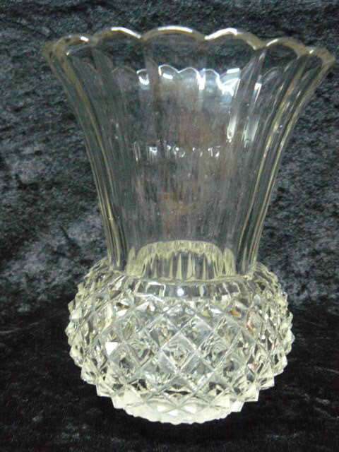 CRYSTAL VASE IN IN GOOD CONDITION