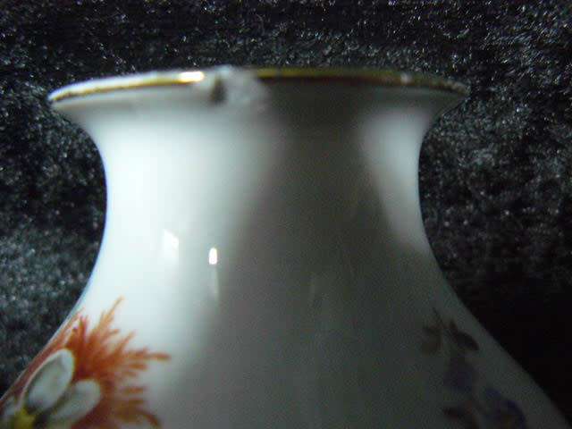 DRESDEN HAND PAINTED VASE WITH GOLD RIMS HAND PAINTED