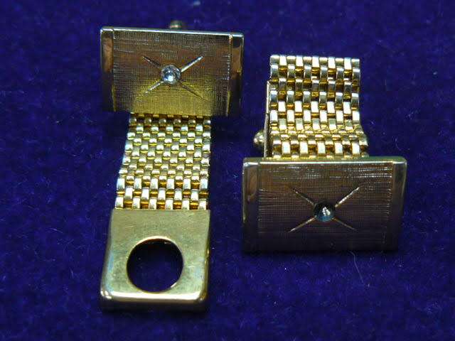 CUFF LINKS VERY INTERESTING VINTAGE WITH STONE