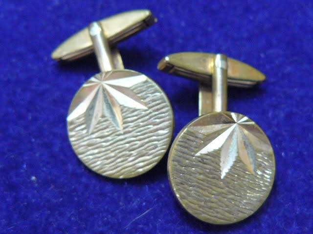 CUFF LINKS