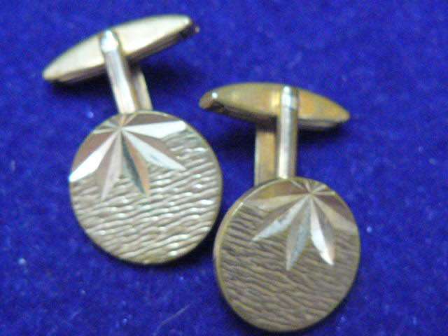 CUFF LINKS