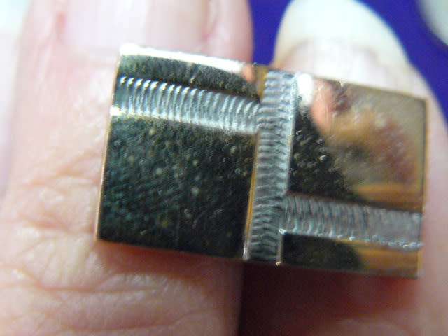 CUFF LINKS GOLD AND SILVER TONED LOVELY