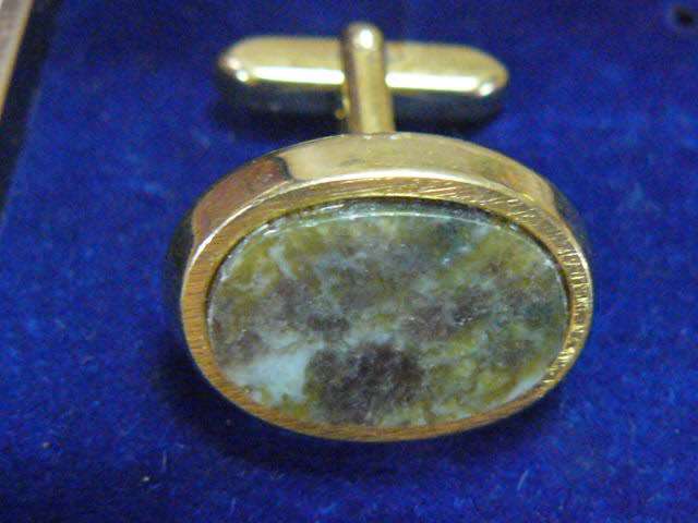 CUFF LINKS VINTAGE GENUINE CONNEMARA MARBLE / CORA - IRISH GOLD PLATED