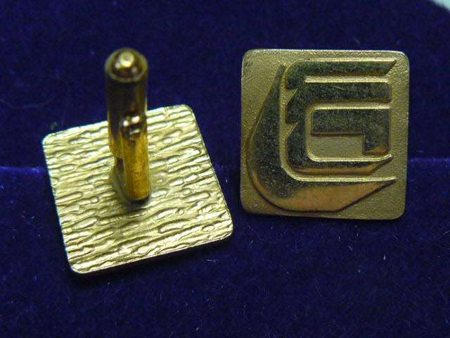 CUFF LINKS GOLD TONED