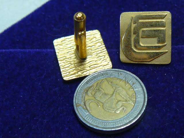 CUFF LINKS GOLD TONED