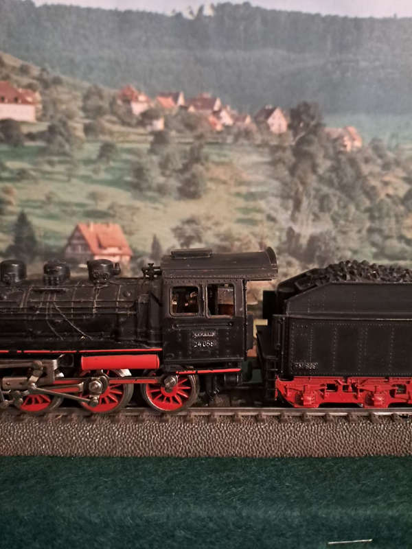 Marklin HO FM800 (3003) loc and tender