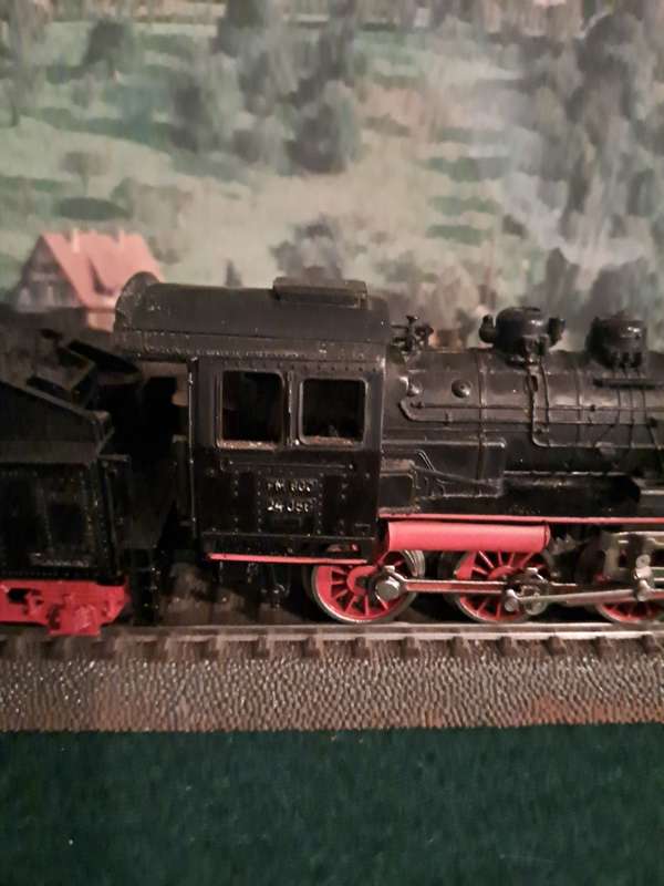 Marklin HO FM800 (3003) loc and tender