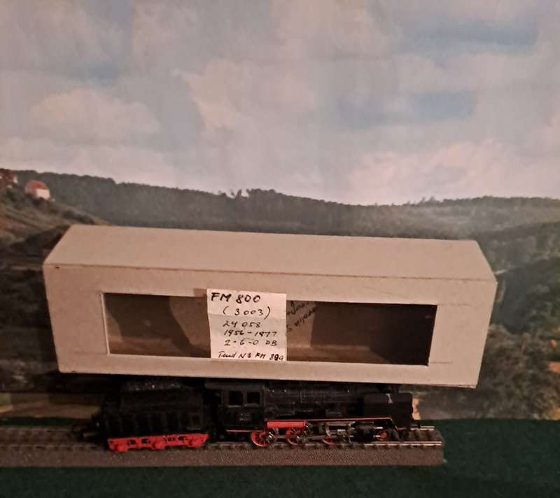 Marklin HO FM800 (3003) loc and tender