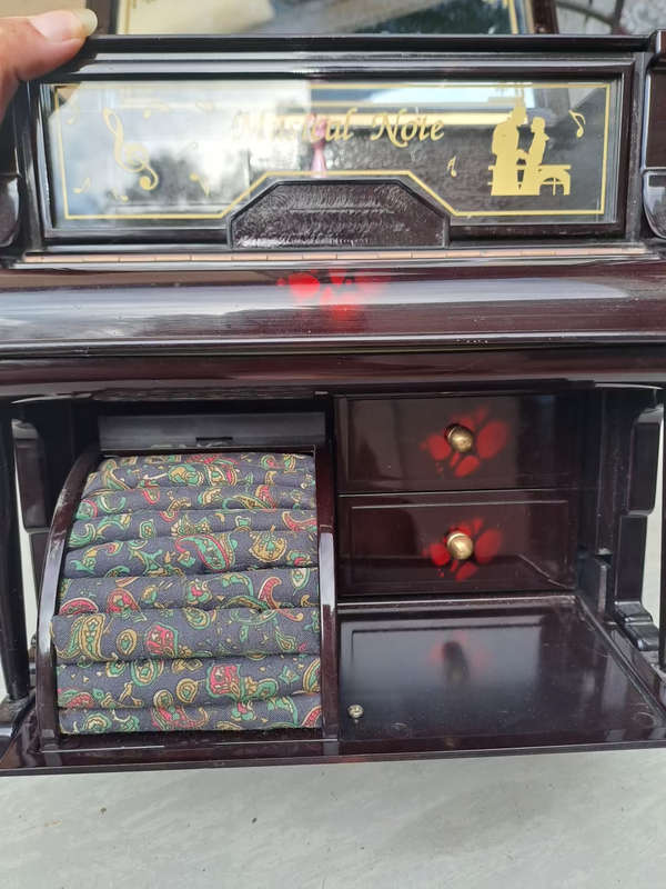 Vintage Vstride Piano Trinket Jewelry Storage Piano Music Box with dancing pair