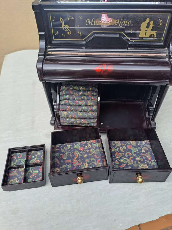 Vintage Vstride Piano Trinket Jewelry Storage Piano Music Box with dancing pair