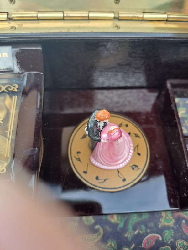 Vintage Vstride Piano Trinket Jewelry Storage Piano Music Box with dancing pair
