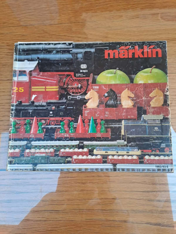 Old timer Marklin catalogue 1982/83E with price list