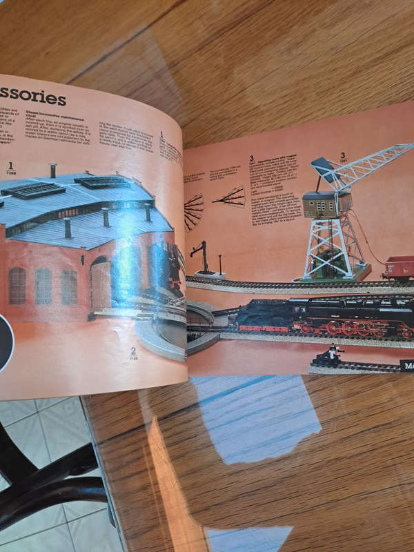 Old timer Marklin catalogue 1983/84E