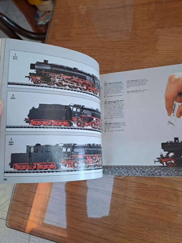 Old timer Marklin catalogue 1985/86E