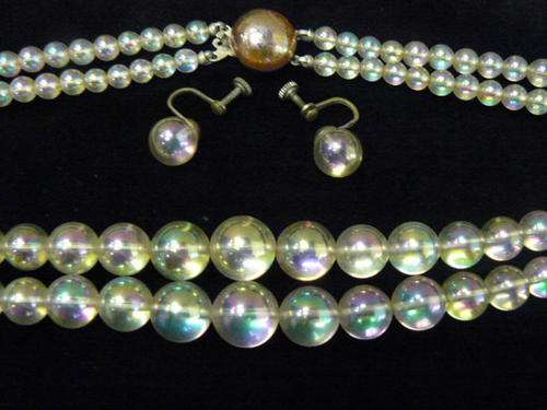 DOUBLE STRANDED PEARLY NECKLACE WITH MATCHING EARINGS