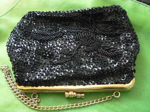 BEADDED CLUTCH BAG BEADDED ON BOTH SIDES
