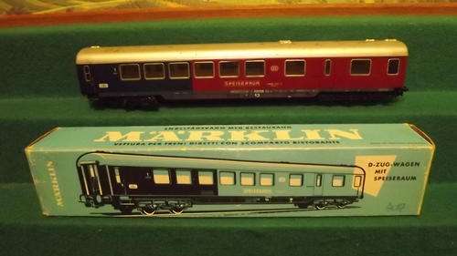 MARKLIN HO 4078 D.B. EXPRESS COACH BUFFET CAR 1963 COLLETORS ITEM