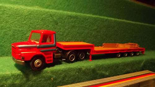 HERPA HO HORSE AND LOW BED TRAILER-LOW START PRICE!!!@@@!!!
