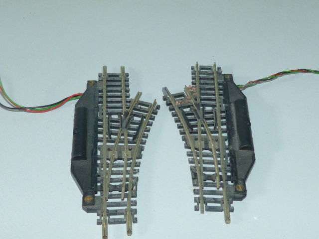 ROCO N GUAGE ELECTRIC TURN OUT left