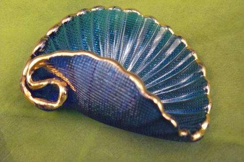 GLASS DISH WITH GOLD RIM