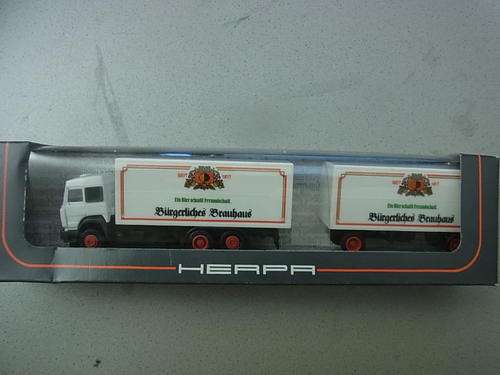 Herpa HO 847004 truck and trailer