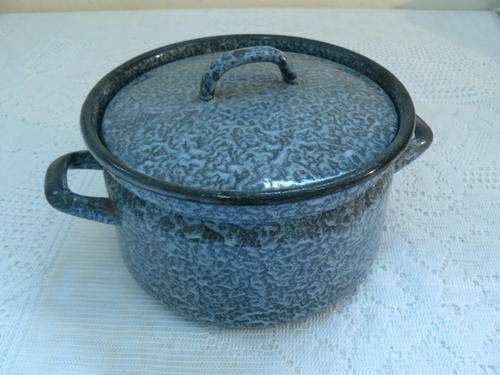 OLD ENAMEL POT WITH ORIGINAL LID!!!!!!!