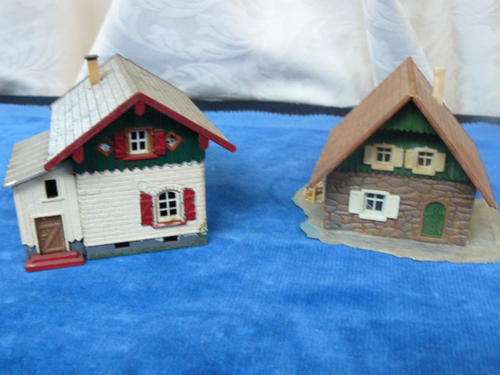 2X HO BUILDINGS