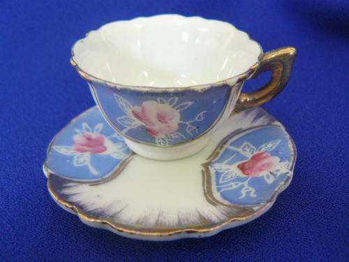 MINATURE CUP AND SAUCER GLDRIA CHINA