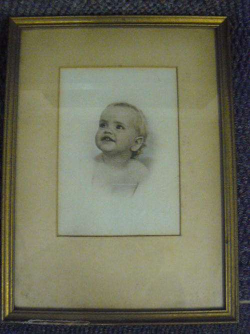 CUTE OLD BABY PIC IN FRAME