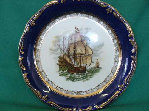VERY PRETTY SHIP PLATE HUGUENOT ROYALE