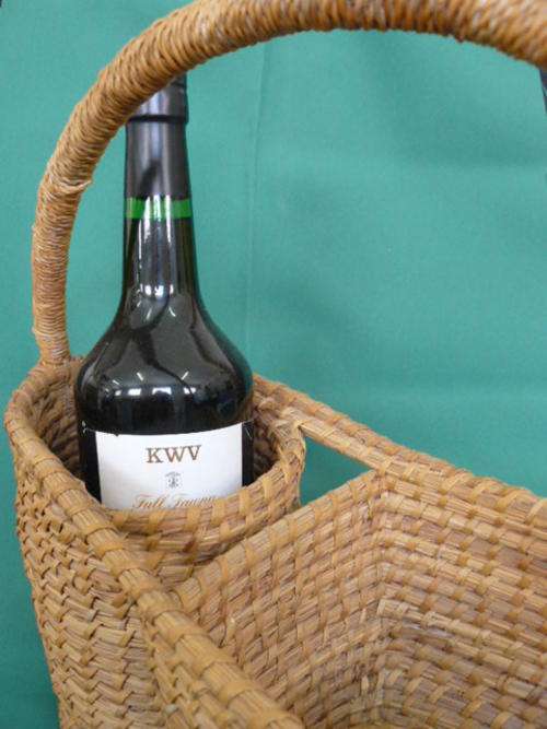 PICNIC BASKET WITH A DIFFERENCE...;-)