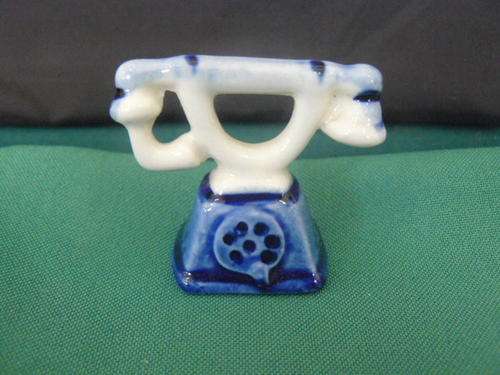 DELFT LIKE MINATURE PHONE